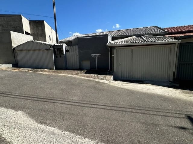 Casa com 500m² 4 quartos e 2 banheiros, à venda, no bairro Vila Rica em Extrema