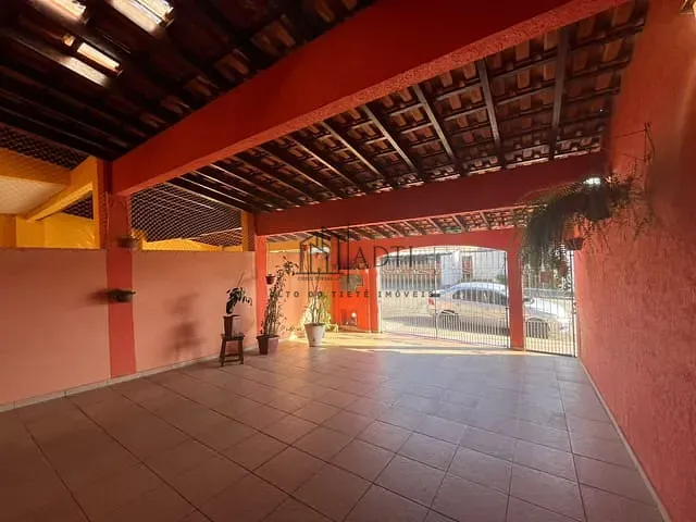 Casa com 142m² 3 quartos e 2 banheiros, à venda, no bairro Cézar de Souza em Mogi das Cruzes
