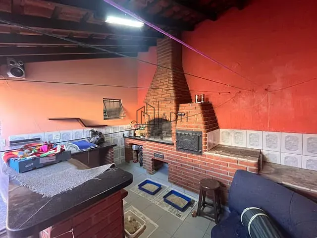 Casa com 142m² 3 quartos e 2 banheiros, à venda, no bairro Cézar de Souza em Mogi das Cruzes