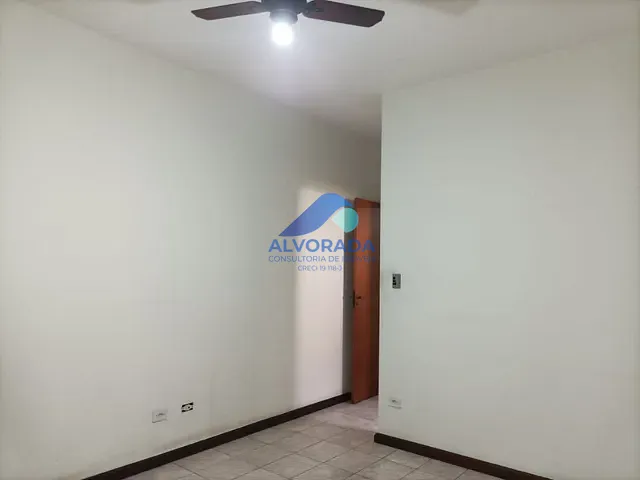 Casa com 135m² 2 quartos e 1 banheiro, à venda, no bairro Jardim das Indústrias em São José dos Campos