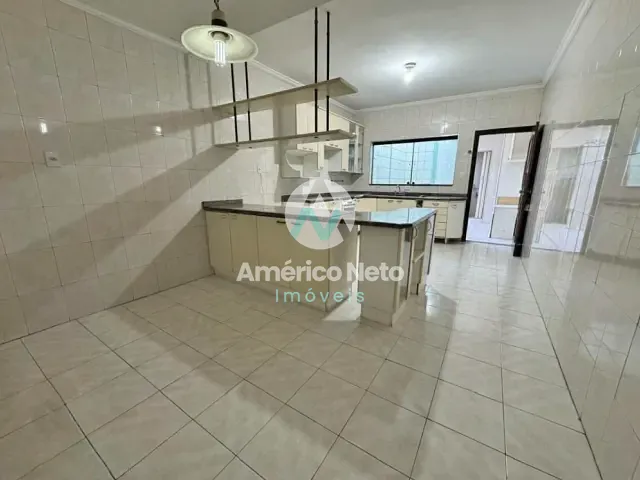 Casa 3 quartos e 3 banheiros, à venda, no bairro Osvaldo Cruz em São Caetano do Sul