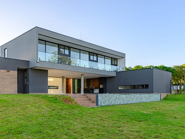 Casa 4 quartos e 6 banheiros, à venda, no bairro Park Way em Brasília