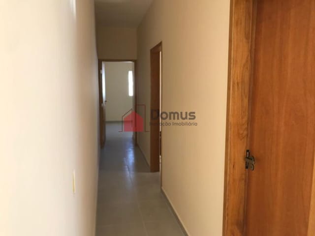 Casa com 125m², à venda, no bairro Residencial e Comercial Portal dos Eucaliptos em Pindamonhangaba