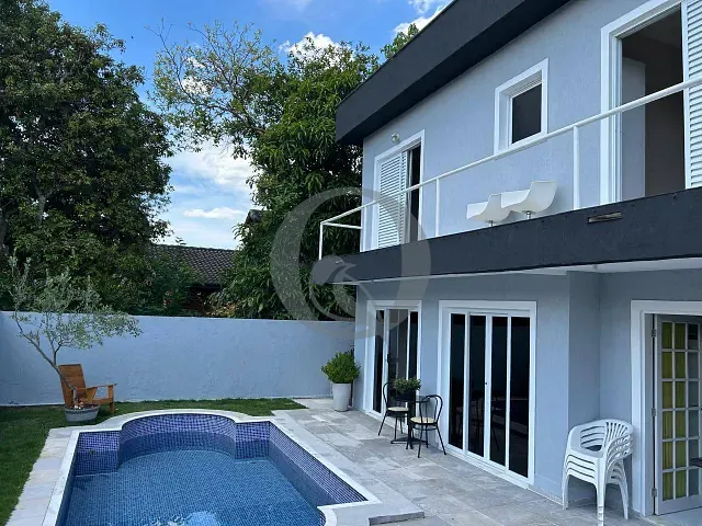 Casa 4 quartos e 4 banheiros, à venda, no bairro Alphaville em Santana de Parnaíba
