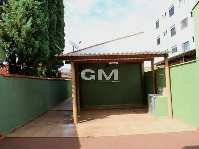 Casa com 270m² 3 quartos e 1 banheiro, à venda, no bairro Vila Monte Alegre em Ribeirão Preto