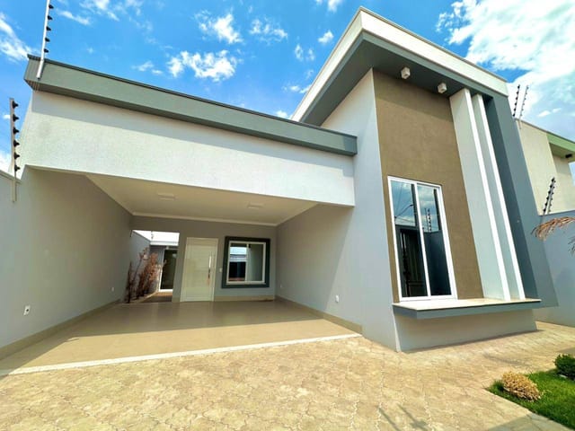 Casa com 250m² 3 quartos e 2 banheiros, à venda, no bairro Residencial Veneza em Nova Mutum