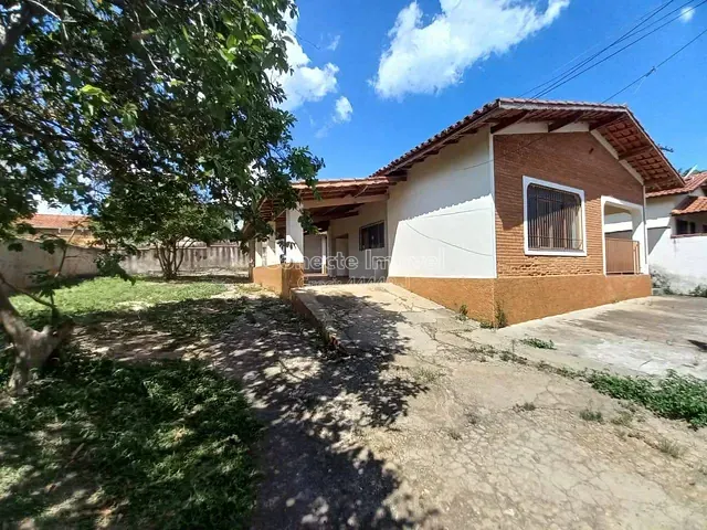 Casa com 520m² 3 quartos e 2 banheiros, à venda, no bairro Jardim Mauá II em Jaguariúna