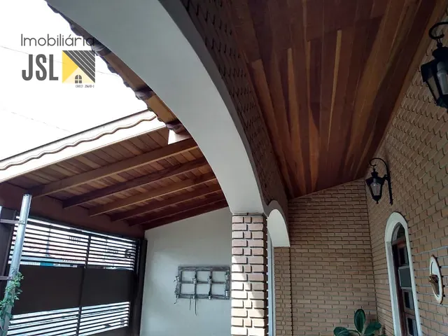 Casa com 250m² 3 quartos e 1 banheiro, à venda, no bairro Jardim Primavera em Caçapava
