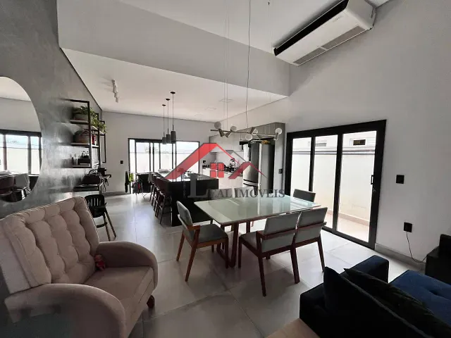 Casa 3 quartos e 3 banheiros, à venda, no bairro Residencial Central Parque em Salto