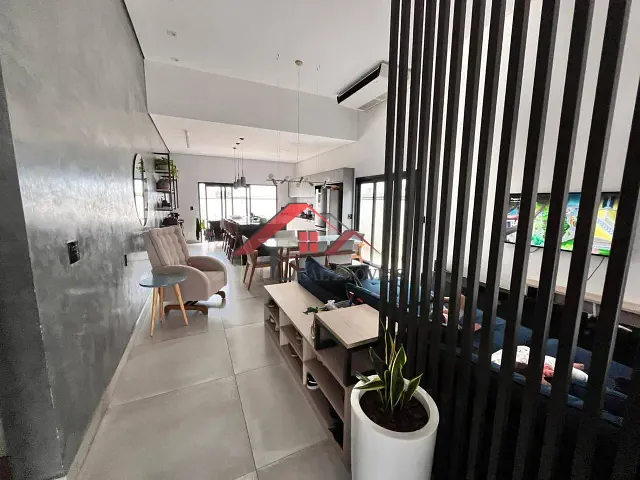 Casa 3 quartos e 3 banheiros, à venda, no bairro Residencial Central Parque em Salto