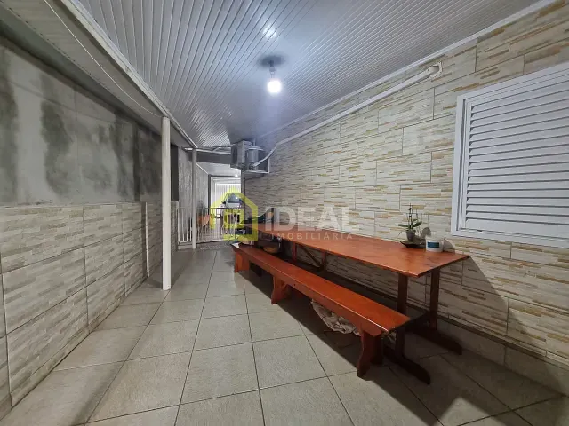 Casa 4 quartos e 1 banheiro, à venda, no bairro Guilherme Reich em Concórdia