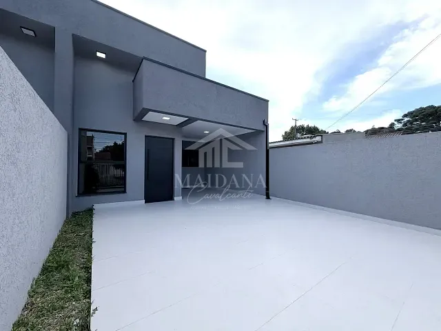 Casa com 210m² 3 quartos e 2 banheiros, à venda, no bairro Boneca do Iguaçu em São José dos Pinhais