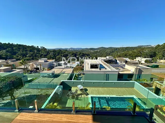 Casa 3 quartos e 4 banheiros, à venda, no bairro Alphaville em Santana de Parnaíba