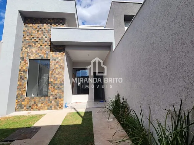 Casa 3 quartos e 2 banheiros, à venda, no bairro Residencial Santa Fé I em Goiânia