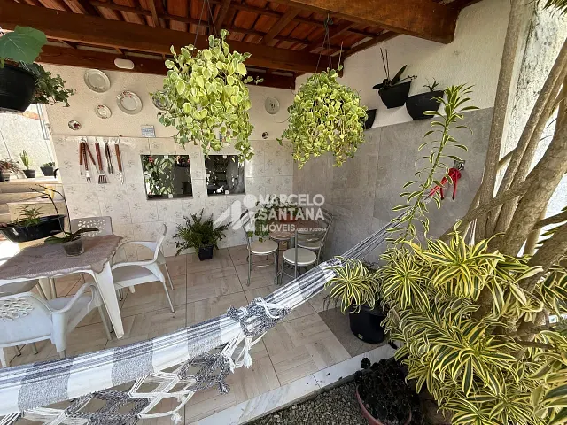 Casa 3 quartos e 2 banheiros, para alugar, no bairro Candeias em Vitória da Conquista