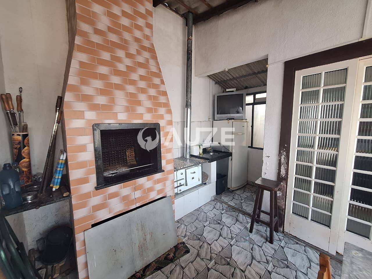 Casa à venda com 3 quartos, 183m² - Foto 11