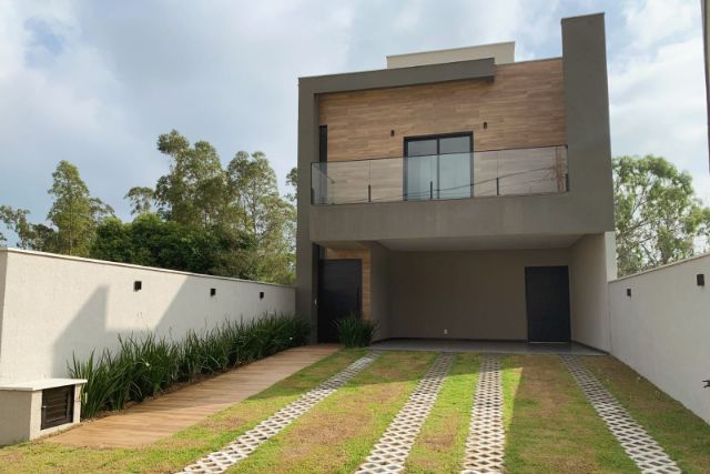 Casa com 300m² 3 quartos e 3 banheiros, à venda, no bairro Guaratiba em Rio de Janeiro
