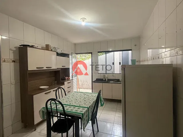 Casa 3 quartos e 1 banheiro, à venda, no bairro CJ hab. Evaristo Ponchio em Floraí