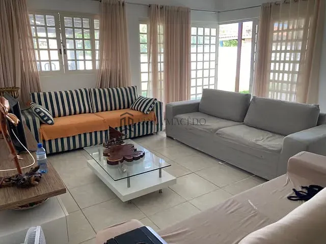 Casa com 360m² 4 quartos e 5 banheiros, à venda, no bairro Serrambi em Ipojuca
