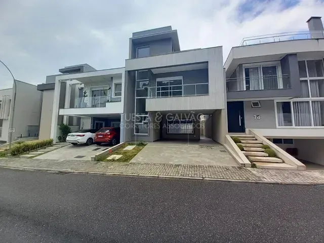 Casa com 282m² 3 quartos e 4 banheiros, à venda, no bairro Uberaba em Curitiba