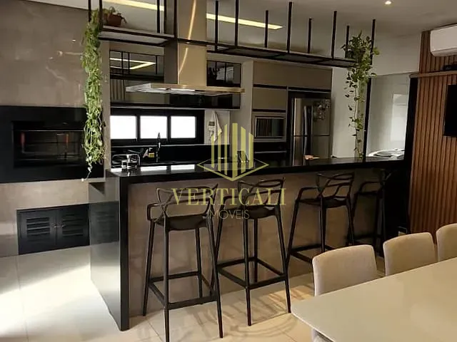 Casa com 250m² 3 quartos e 4 banheiros, à venda, no bairro Condomínio Primor das Torres em Cuiabá