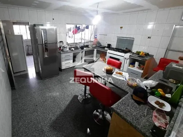 Casa com 270m² 3 quartos e 2 banheiros, à venda, no bairro Jardim Novo Osasco em Osasco