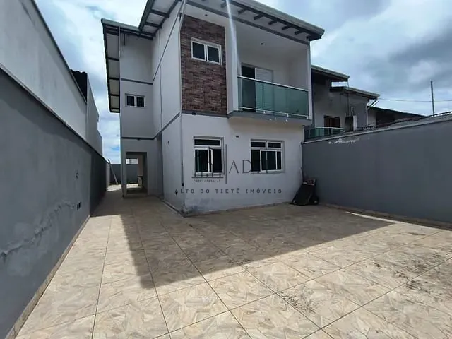 Casa com 203m² 3 quartos e 3 banheiros, à venda, no bairro Jardim do Paraiso em Mogi das Cruzes