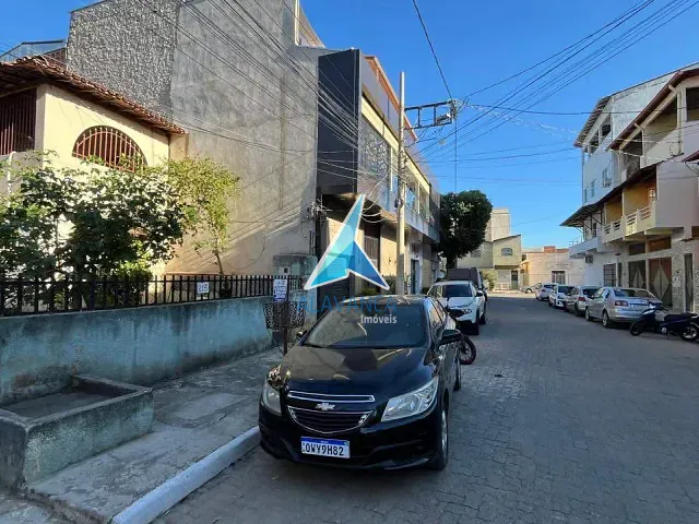 Casa com 216m² 3 quartos e 1 banheiro, à venda, no bairro São Paulo em Governador Valadares