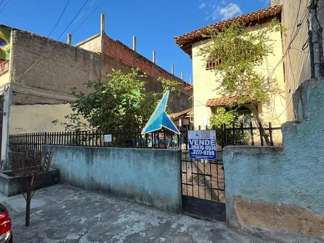 Casa com 216m² 3 quartos e 1 banheiro, à venda, no bairro São Paulo em Governador Valadares