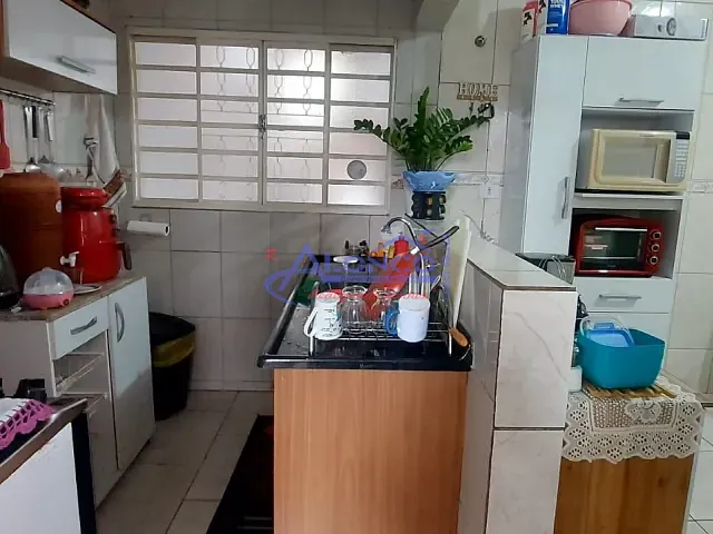 Casa com 126m² 2 quartos e 1 banheiro, à venda, no bairro Jardim Santa Marina em Jacareí