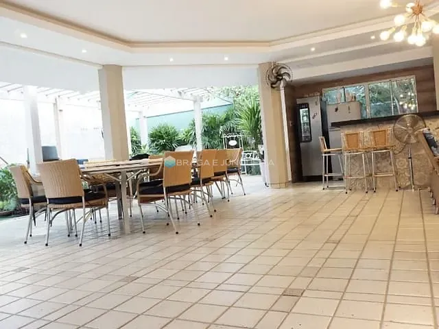 Casa com 598m² 4 quartos e 4 banheiros, à venda, no bairro Parque Residencial Damha em São José do Rio Preto
