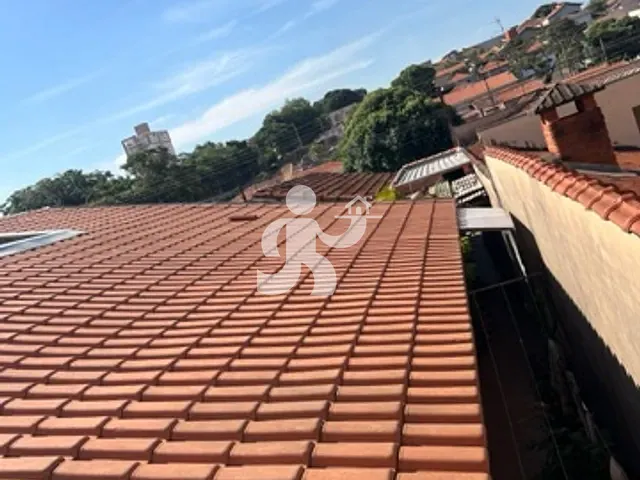 Casa com 180m² 2 quartos e 3 banheiros, à venda, no bairro Vila Rezende em Piracicaba