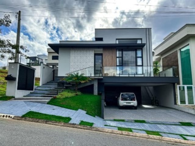 Casa com 312m² 3 quartos e 1 banheiro, à venda, no bairro Fazenda Rodeio em Mogi das Cruzes