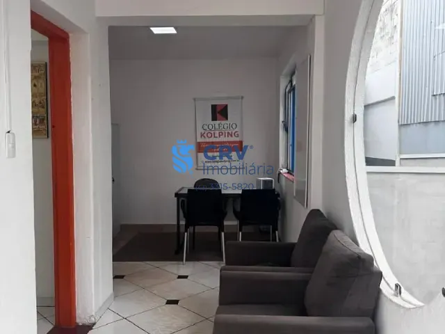 Casa com 656m² 2 quartos e 4 banheiros, para alugar, no bairro Centro em Londrina