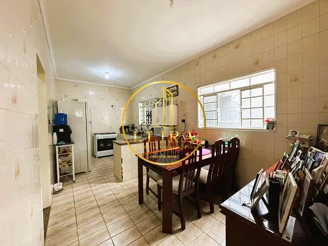 Casa com 290m² 4 quartos e 3 banheiros, à venda, no bairro Vila Amorim em Americana