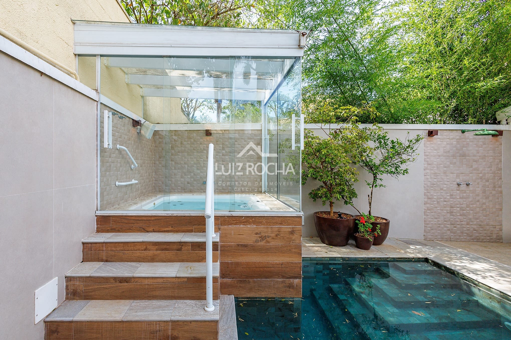 Casa, 3 quartos, 219 m² - Foto 37