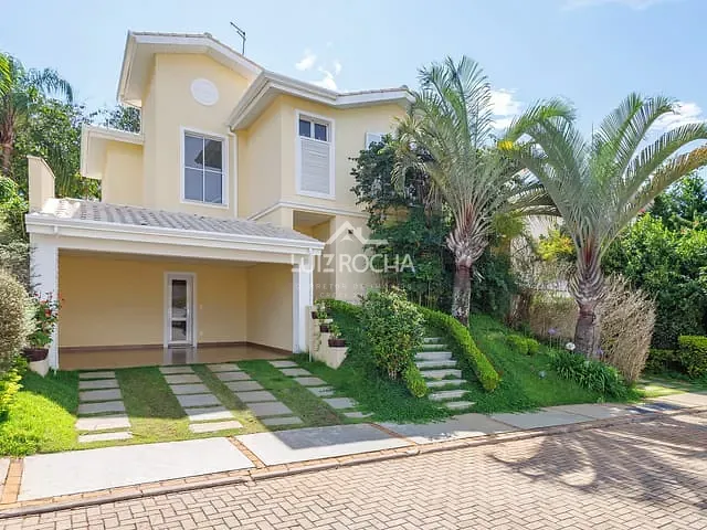Casa com 501m² 3 quartos e 4 banheiros, à venda, no bairro Bosque do Vianna em Cotia