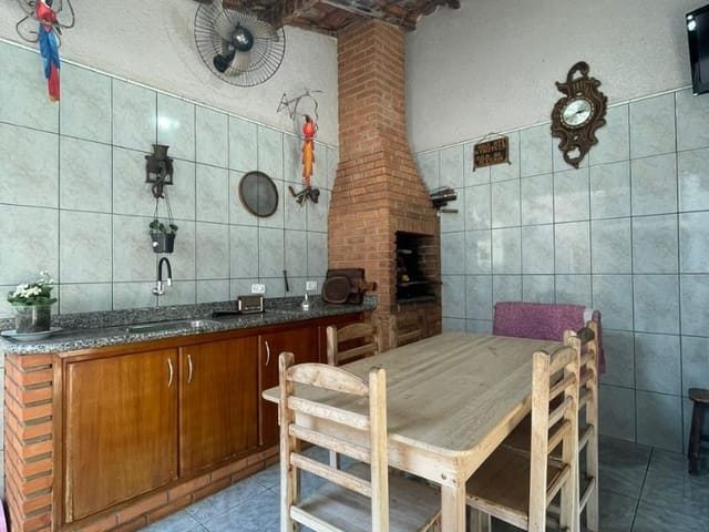 Casa com 187m² 2 quartos e 2 banheiros, à venda, no bairro Morada do Sol em Americana