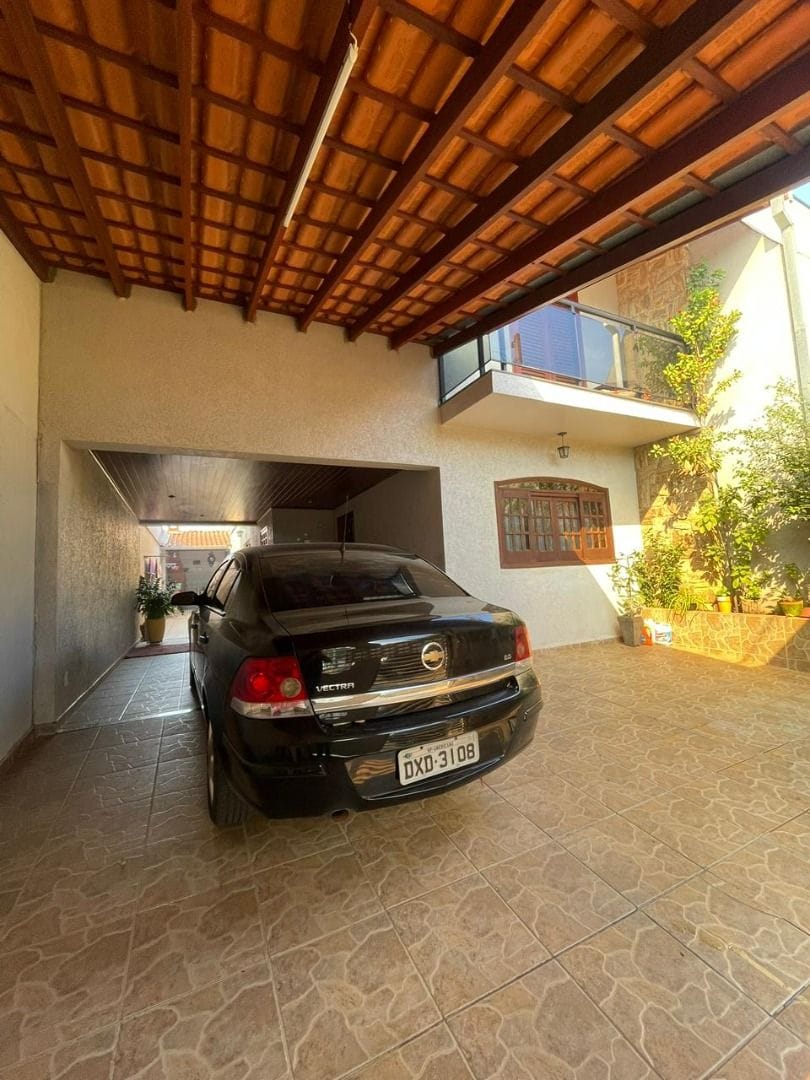 Casa, 2 quartos, 200 m² - Foto 1