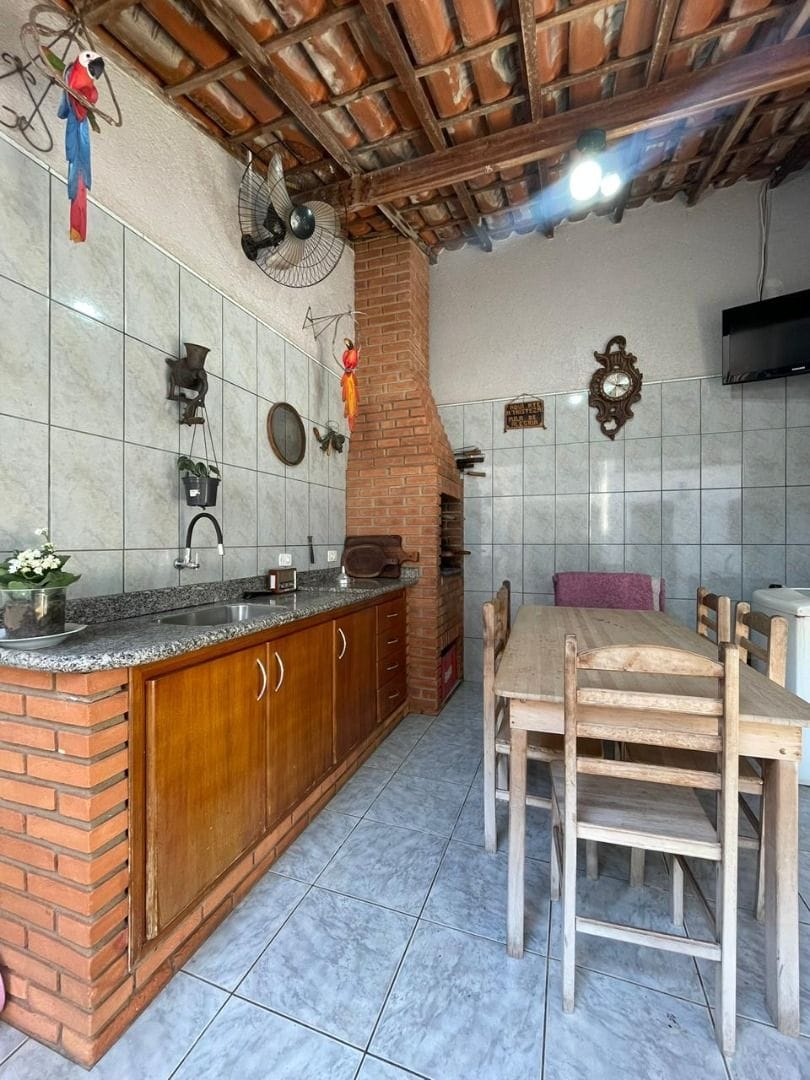 Casa, 2 quartos, 200 m² - Foto 4