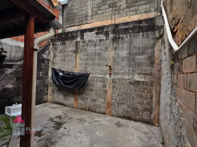 Casa com 105m² 2 quartos e 2 banheiros, à venda, no bairro Jardim Maria Virginia em São Paulo