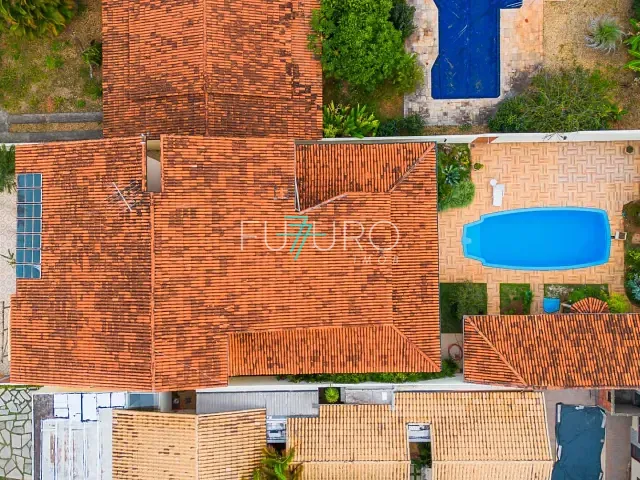 Casa com 850m², à venda, no bairro Setor Habitacional Jardim Botânico em Brasília