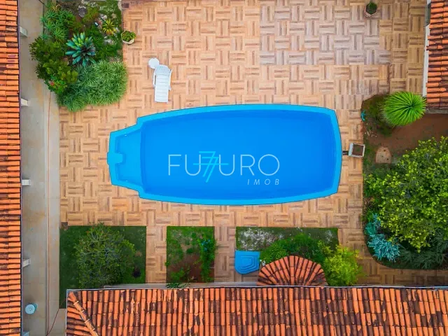 Casa com 850m², à venda, no bairro Setor Habitacional Jardim Botânico em Brasília