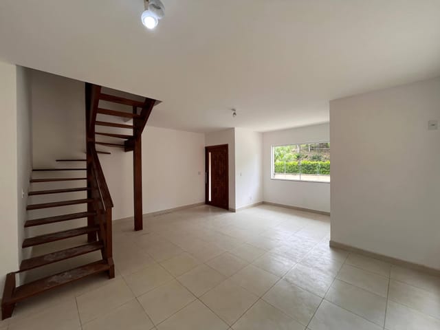 Casa 3 quartos e 2 banheiros, à venda, no bairro Serra Grande em Niterói