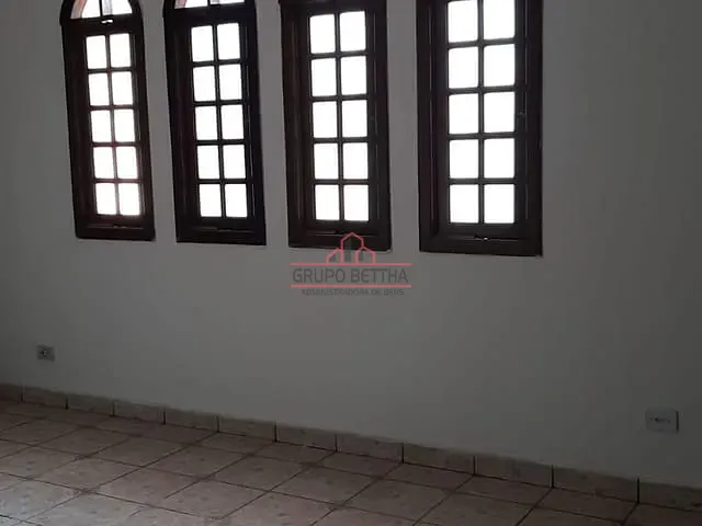 Casa 3 quartos e 2 banheiros, à venda, no bairro Bussocaba em Osasco