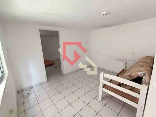Casa 1 quarto e 1 banheiro, para alugar, no bairro Jardim Bela Vista em Mauá