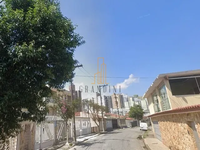 Casa com 196m² 5 quartos e 5 banheiros, à venda, no bairro Vila Floresta em Santo André