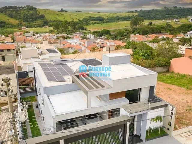 Casa com 349m² 4 quartos e 5 banheiros, à venda, no bairro NOVA FLORESTA em GUAXUPÉ