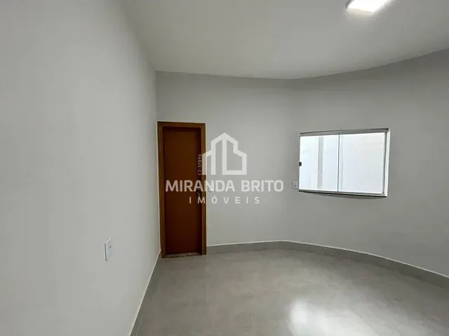 Casa 2 quartos e 2 banheiros, à venda, no bairro Residencial Santa Fé I em Goiânia