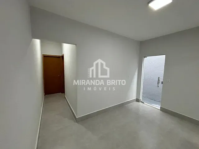 Casa 2 quartos e 2 banheiros, à venda, no bairro Residencial Santa Fé I em Goiânia